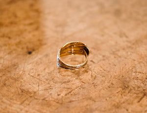 The Grain Ring - Solid 18K Gold